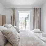 Luxury 2 Bedroom Apartment With Ac And Parking